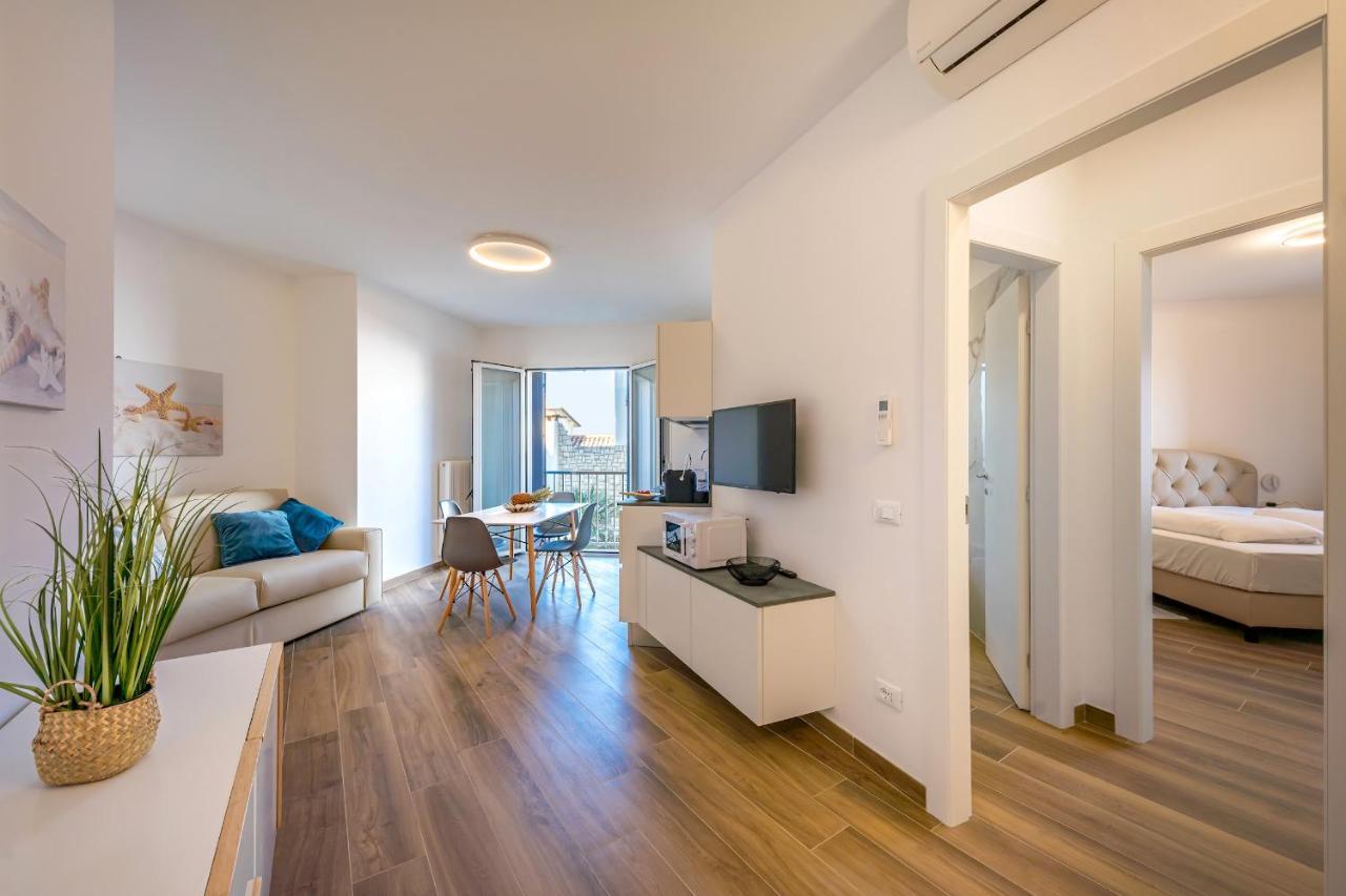 Ferrari Apartments Levante Caorle Exterior foto